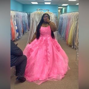 BEAUTIFUL PINK PRINCESS BALLGOWN QUINCE OR PROM DRESS PLUS SIZE